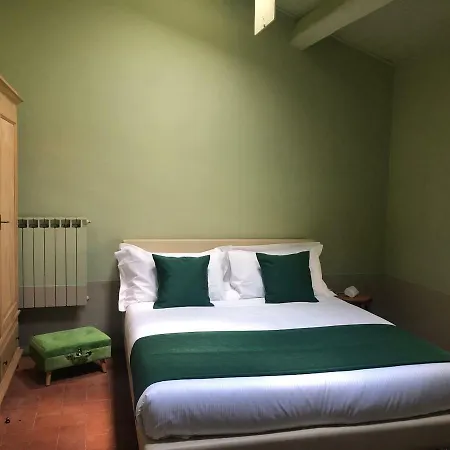 Alta - Residenza D'epoca Con Piscina
