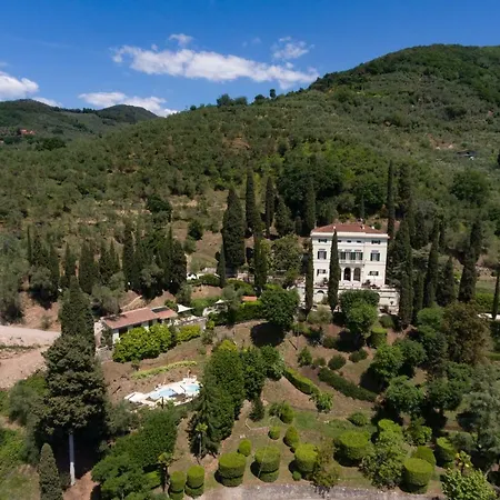 Alta - Residenza D'epoca Con Piscina