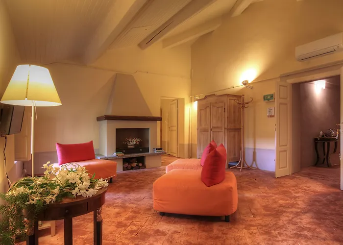 Alta - Residenza D'epoca Con Piscina Bed and Breakfast 4*