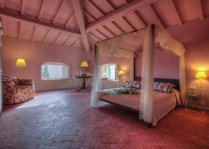 Alta - Residenza D'epoca Con Piscina