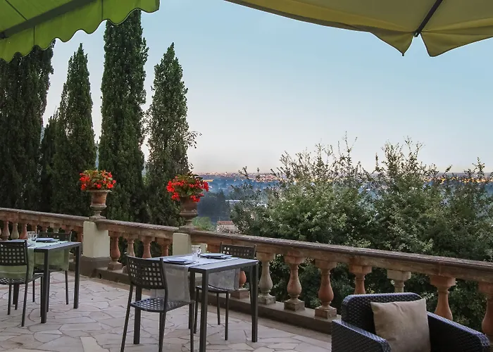 Bed and Breakfast Alta - Residenza D'epoca Con Piscina