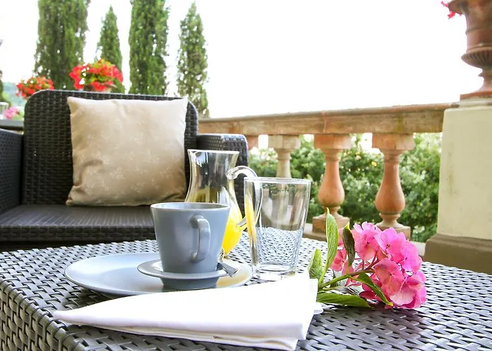 Bed and Breakfast Alta - Residenza D'epoca Con Piscina