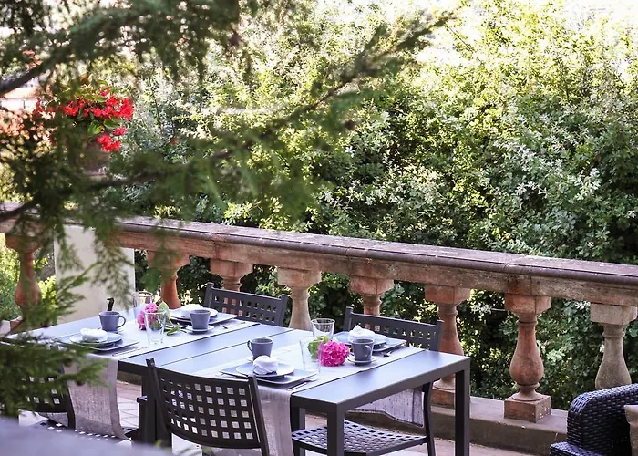 Alta - Residenza D'epoca Con Piscina