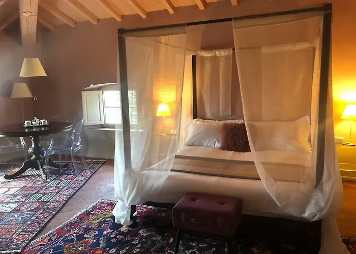 Bed and Breakfast Alta - Residenza D'epoca Con Piscina